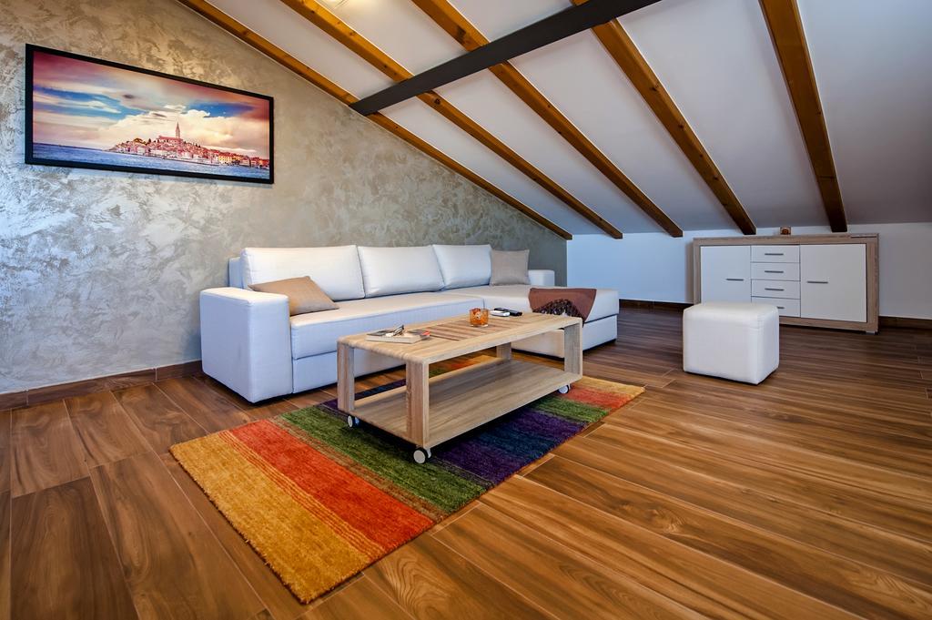 Apartment The Loft Rovigno Esterno foto