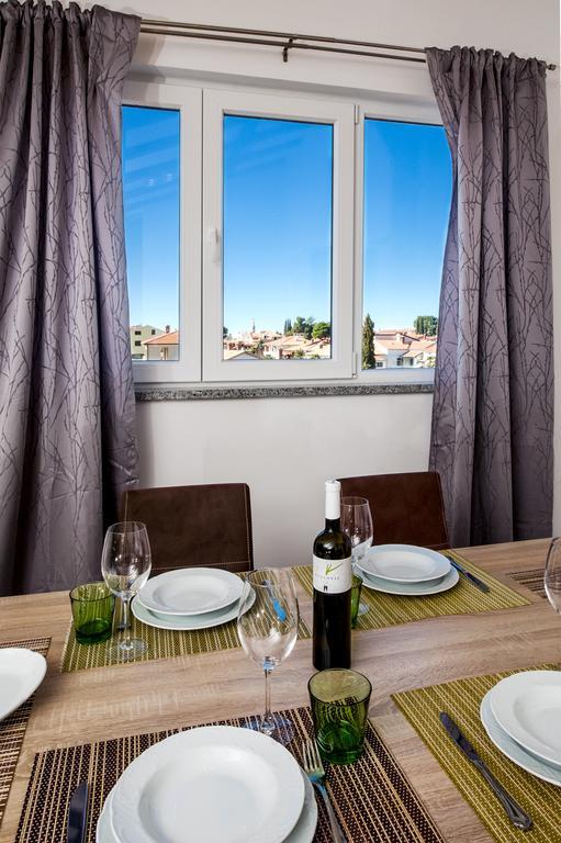 Apartment The Loft Rovigno Esterno foto