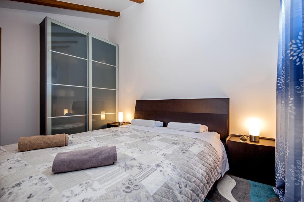 Apartment The Loft Rovigno Esterno foto
